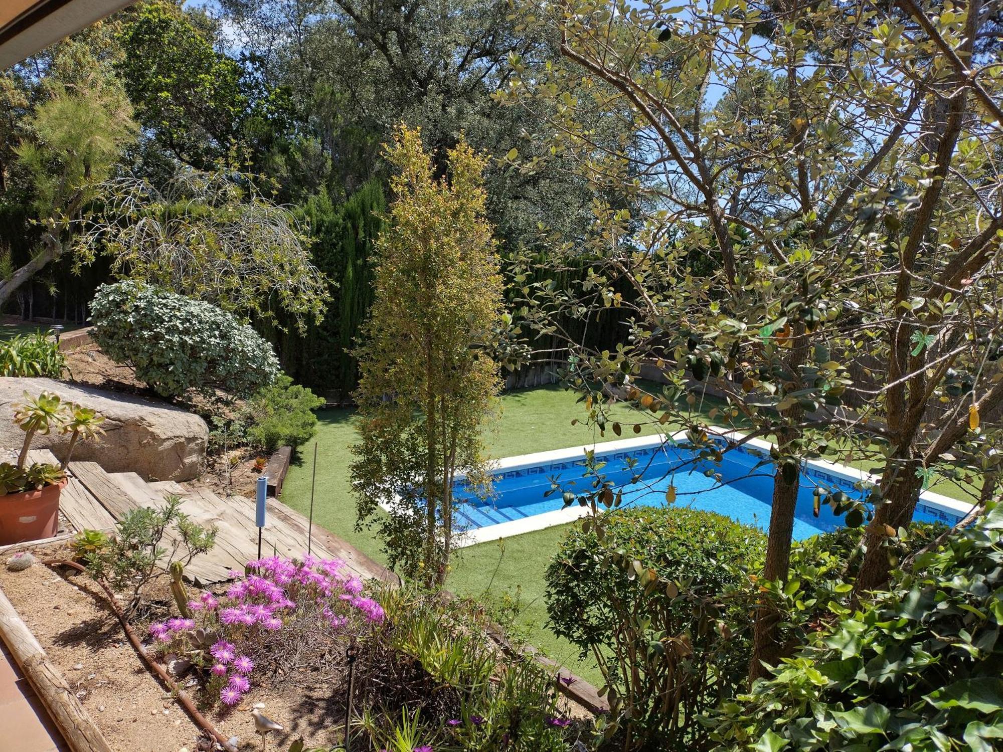 Villa Casa Feliz Sant Cebrià de Vallalta Exterior foto