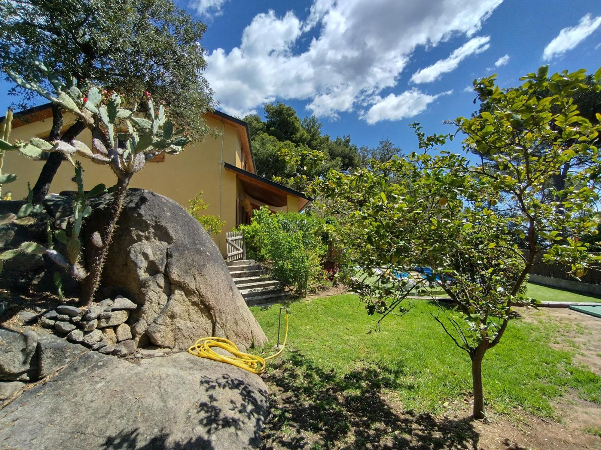 Villa Casa Feliz Sant Cebrià de Vallalta Exterior foto