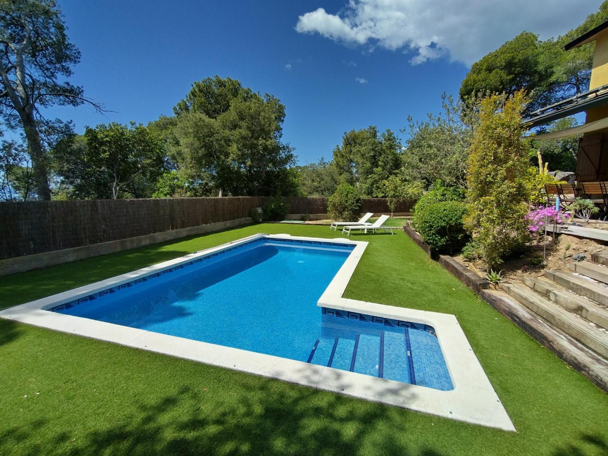 Villa Casa Feliz Sant Cebrià de Vallalta Exterior foto